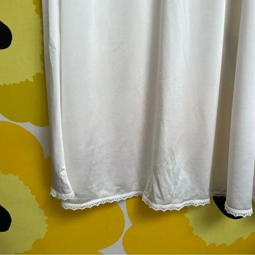 Vintage White Vanity Fair Skirt Half Slip